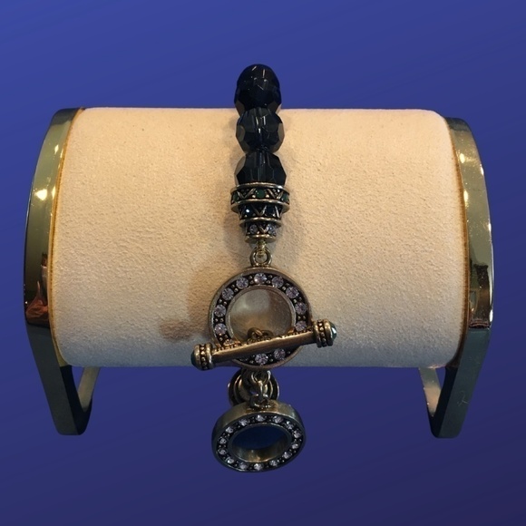 HEIDI DAUS “Classic Edition” Single Strand Crystal Bead Toggle Bracelet, NWOT